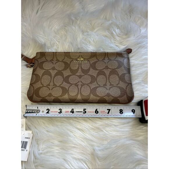 Coach Large Wristlet Clutch Top Zip Brown $125 signature C used - Picture 8 of 9